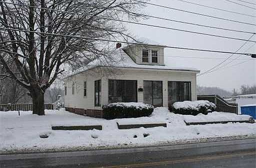 1st image of 992 Plainfield St