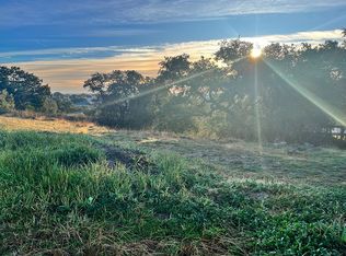 10910 Iron Spg, Helotes, TX 78023