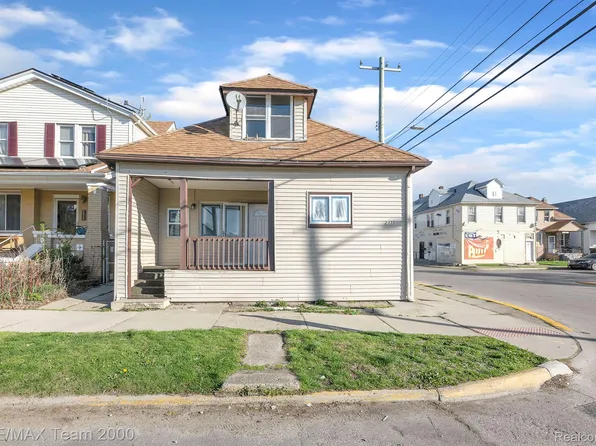 2435 Holmes St, Hamtramck, MI 48212