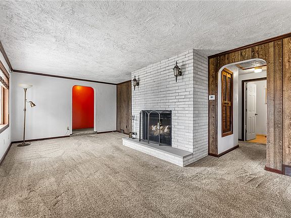 4th image of 5985 Boyer Ave