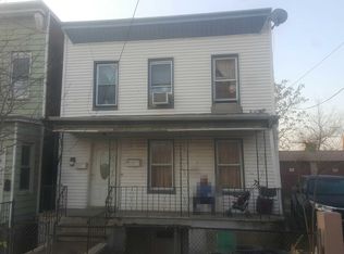 415 13th St, Union City, NJ 07087