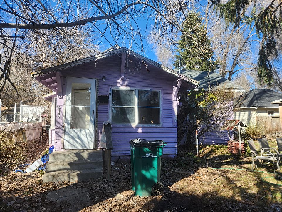 2nd image of 2145 Applegate Ave