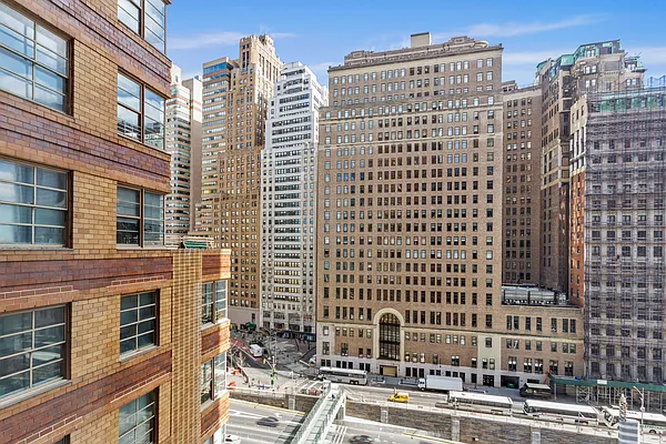 Rented by Douglas Elliman | media 11