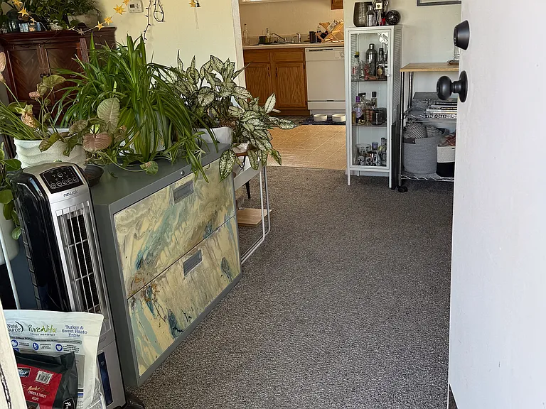 6625 King St — Photo 2