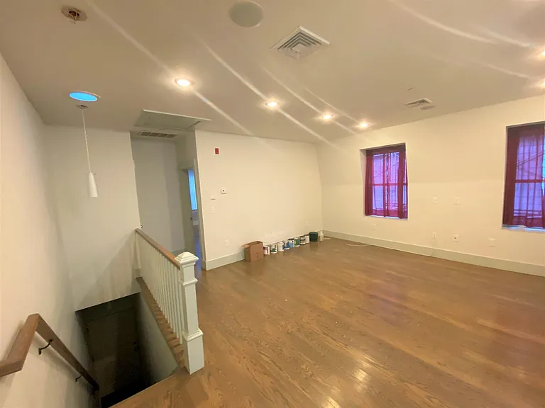 11 Boardman St #1 — Photo 11