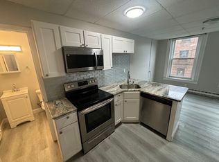 460 Main St APT 2, Middletown, CT 06457