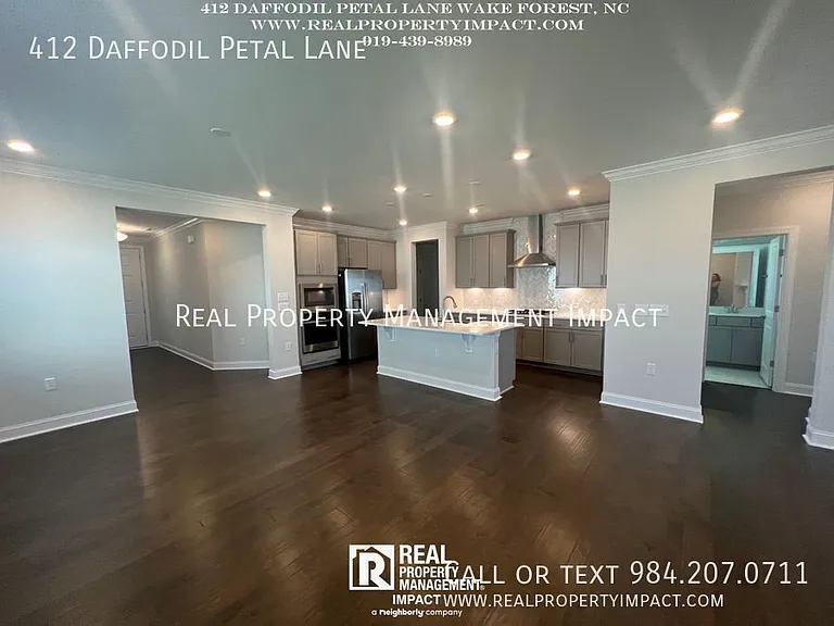 412 Daffodil Petal Ln — Photo 23