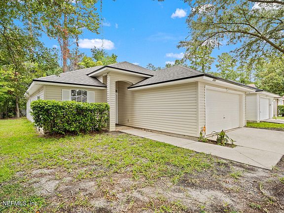 3rd image of 2991 CENTERWOOD Drive