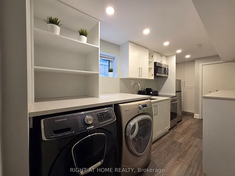 1570 Lewes Way #LOWER — Photo 13