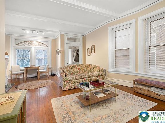 3rd image of 717 W Broad St #1