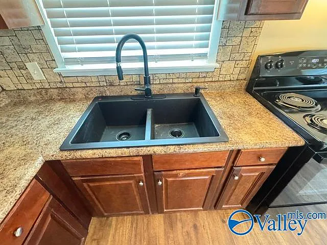 2849 Greenside Dr NW — Photo 14
