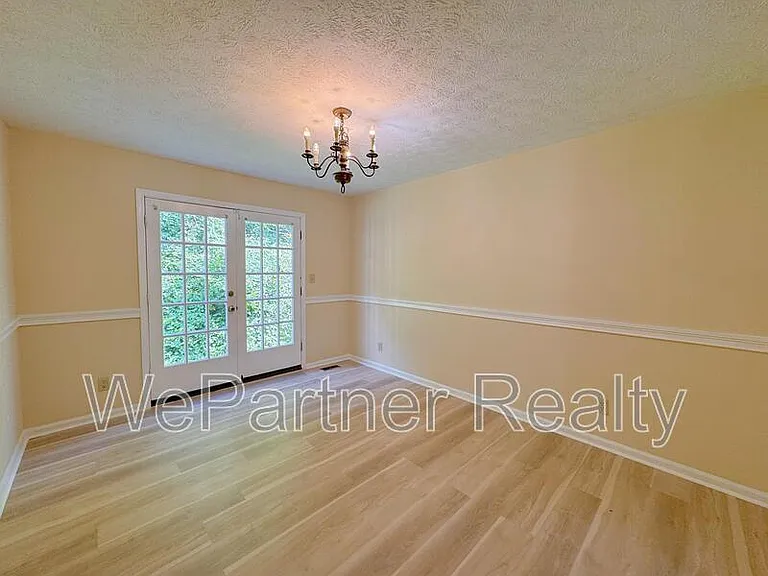 5332 Winslow Xing — Photo 6