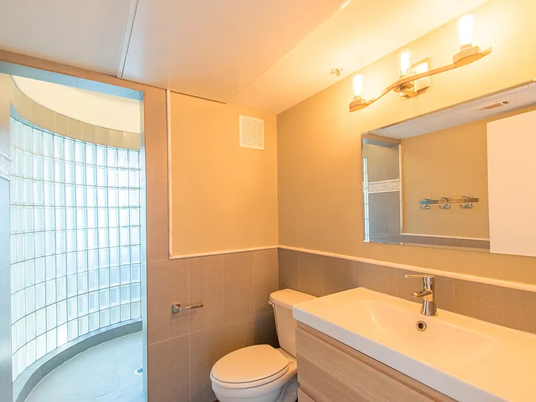 3110 Thomas Ave #502 — Photo 16