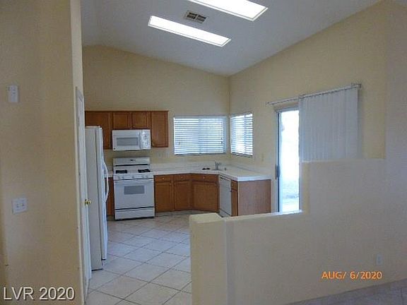 4th image of 7000 Wonderberry St