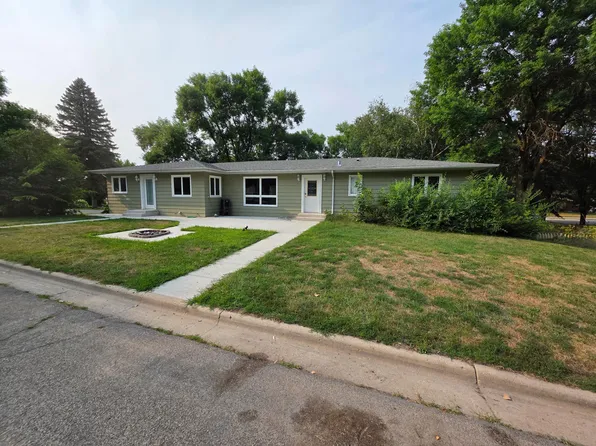 401 1st Ave SE, Pelican Rapids, MN 56572