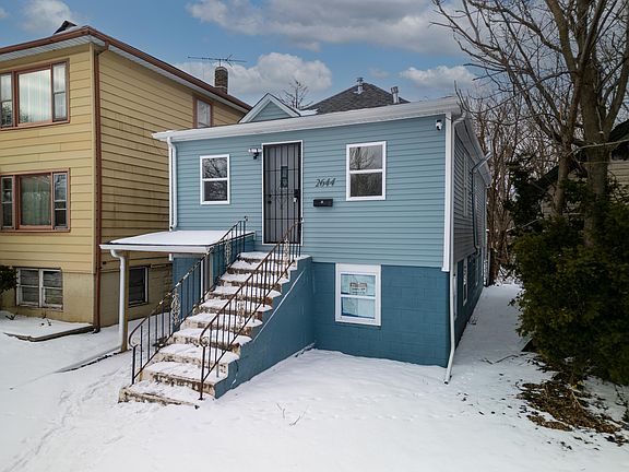2nd image of 2644 Madison St