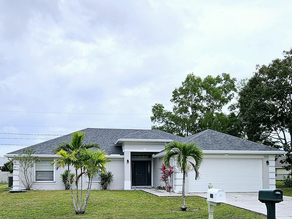 1st image of 2543 SE West Blackwell Drive