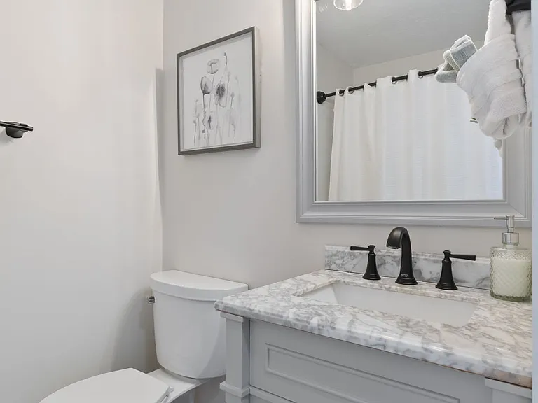 108 Meredith Pl #B — Photo 24