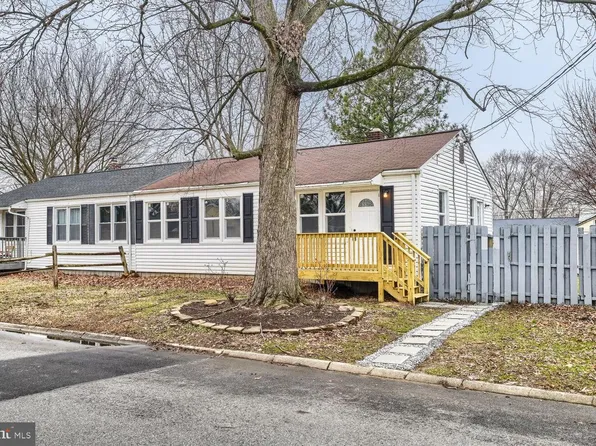 17 Aberdeen Ave, Aberdeen, MD 21001