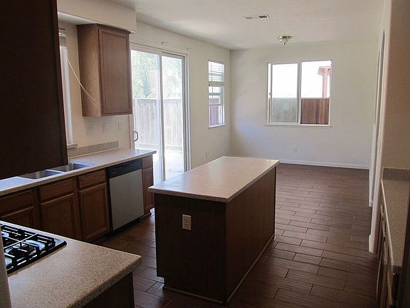 5th image of 233 American Farms Ave