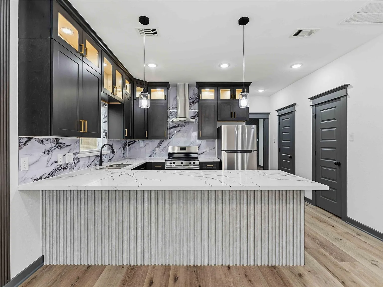 3 bed, 2.5 bath, 1260 sqft, $866 — Photo 4