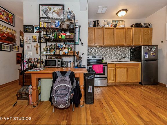 4th image of 1750 N Wells St APT 307