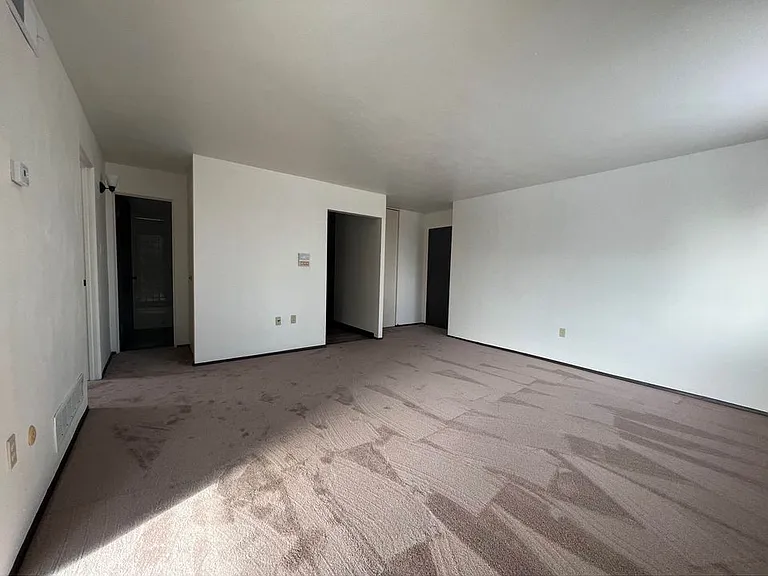 Wellington One Apartments — Photo 7