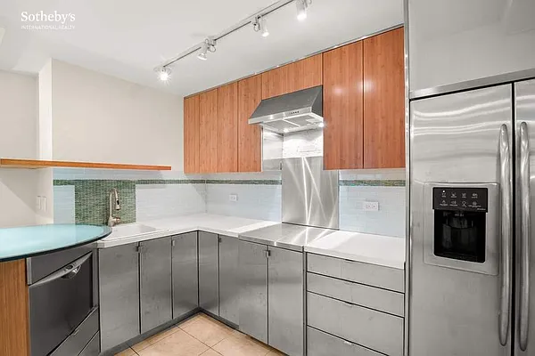 Rented by Sotheby's International Realty | media 29