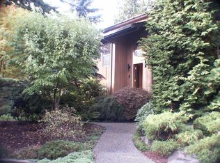 20323 Marine View Dr SW, Normandy Park, WA 98166