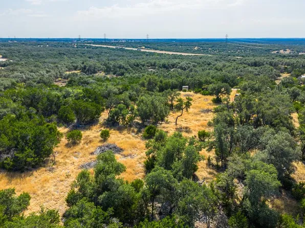 605 Elkhorn Cir NW, Mountain Home, TX 78058