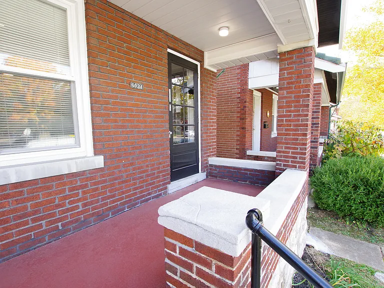 S Kingshighway Blvd — Photo 2
