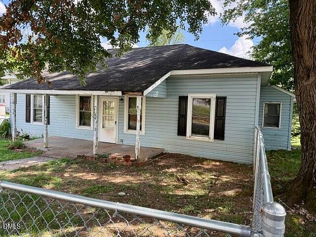 1st image of 219 Kerr Dr