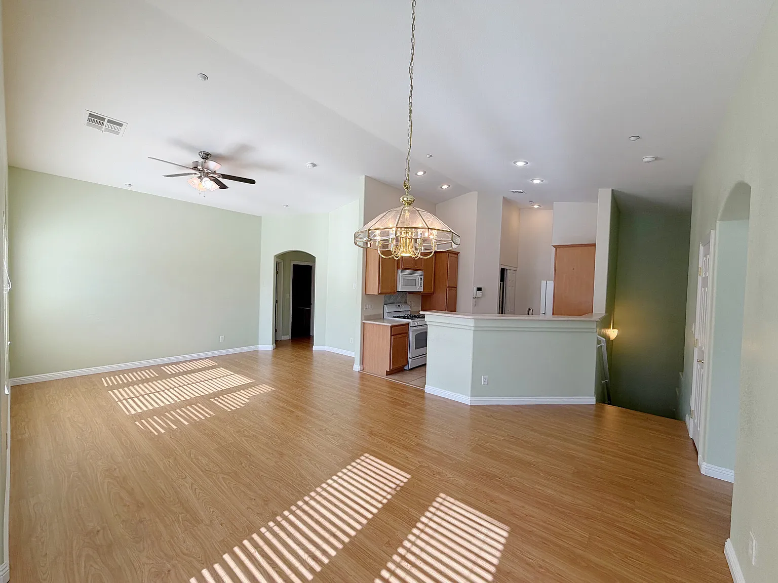 Aspen Rose St - 10024 - #101 - 101 — Photo 4