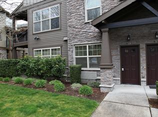 615 NE Adwick Dr, Hillsboro, OR 97006