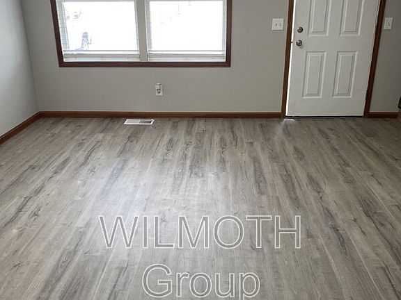 4th image of 6291 E South St