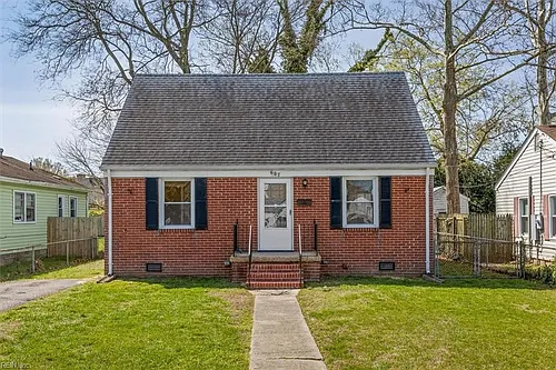 607 Lee St Photo 1