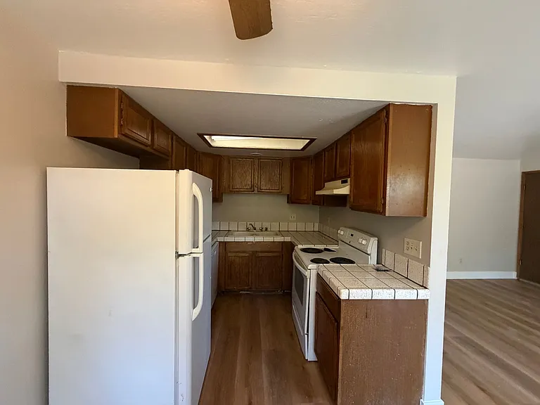 1695 Stardust St — Photo 3
