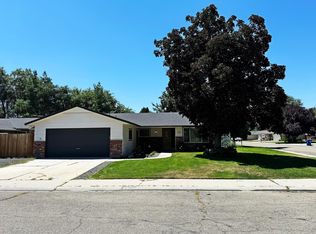 295 Viceroy Ave, Eagle, ID 83616