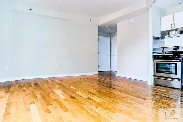 Rented by Urban Realty NYC | media 12