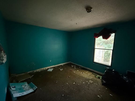 4th image of 3910 Reagan Dr #18