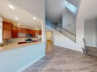 6402 Fernandez Ct #616, Parlin, NJ 08859