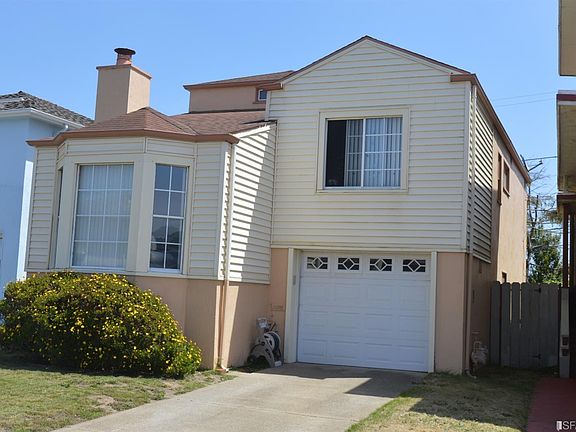 3rd image of 141 Ashland Dr