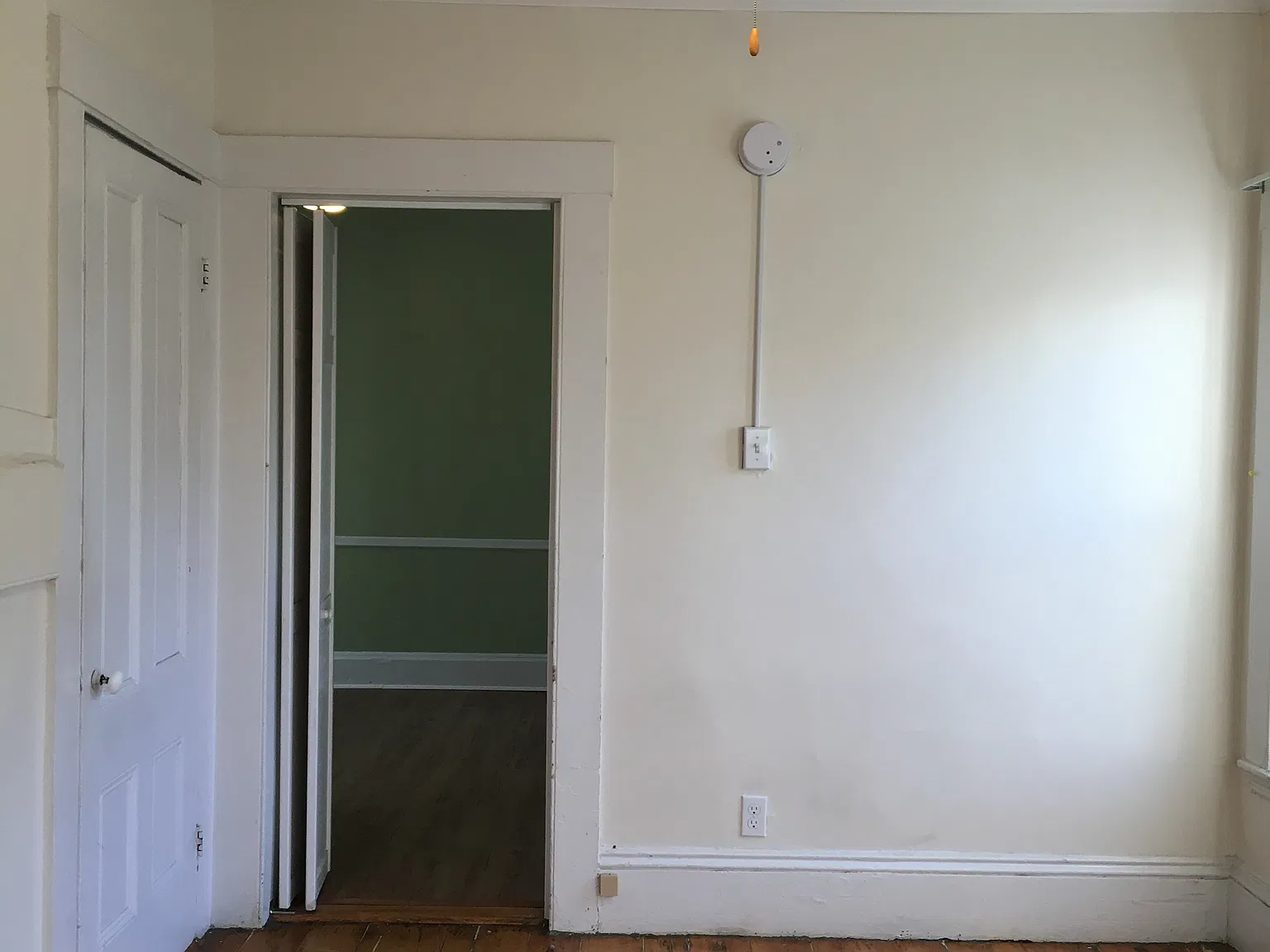 1 bed, 1000 sqft, $1,400 — Photo 4