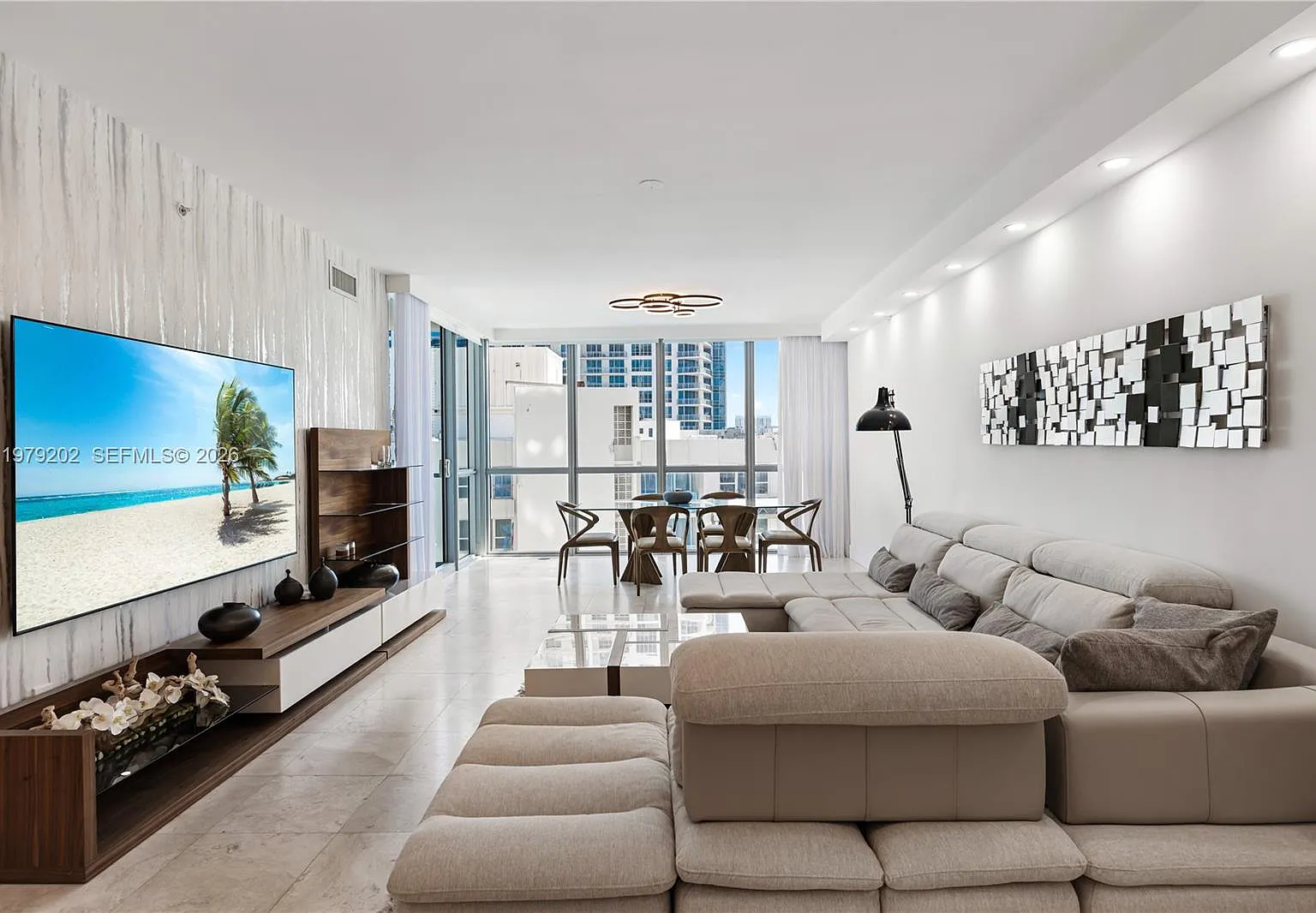 Ocean Palms Condo — Photo 1