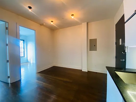 Rented by Pear NYC LLC | media 33