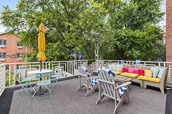 Sold by Douglas Elliman | media 15