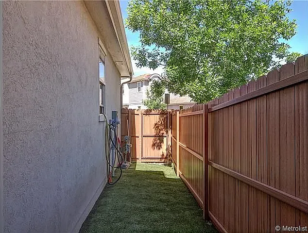 6397 S Xanadu Way — Photo 10