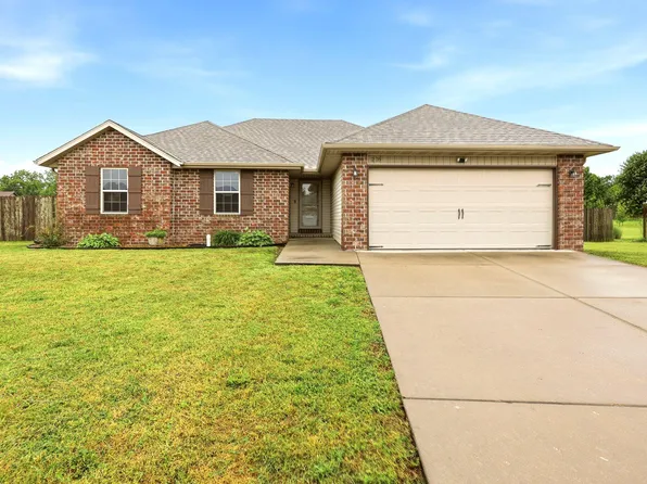276 E Garnet Drive, Republic, MO 65738