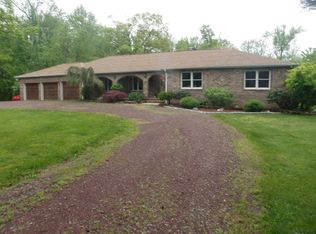 305 Dey Grove Rd, Monroe Township, NJ 08831