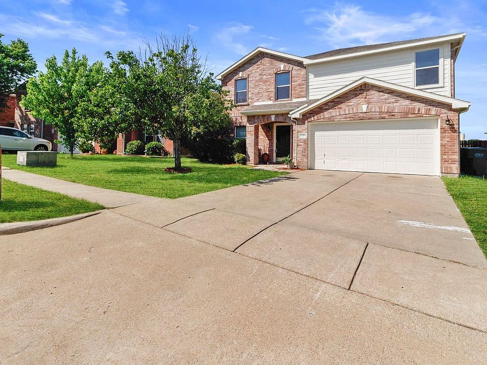 1st image of 2109 Majestic Dr
